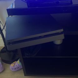 PS4 SLIM WITH ONE CONTROLLER 500.00GB