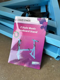 Like new keyboard stand