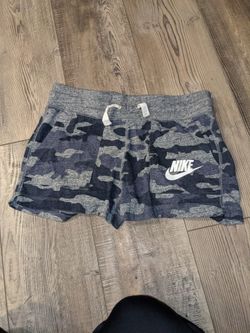 Nike Shorts S