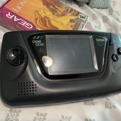 Sega Game Gear Console And Lion Ling Game 