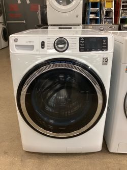 GE Smart 4.8 cu.ft. Front Load Washer with UltraFresh Vent System