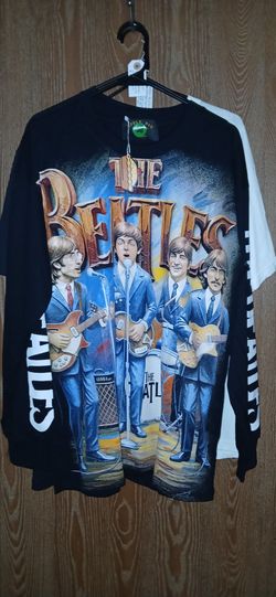 Beatles Modern AOP Long Sleeve Size Large on the Apple Tie tag. Large front, back and sleeve hits. See photos for reference. Measurements are 22 x 30.
