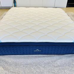 DreamCloud Premier King Mattress