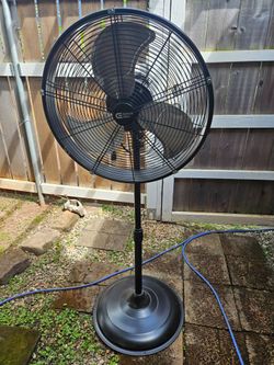 Commercial Electric 20 in. Oscillating Fan with Adjustable Height