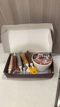Wood Putty & Touchup Kit