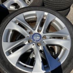 17” Mercedes Benz Factory Equipment Wheels