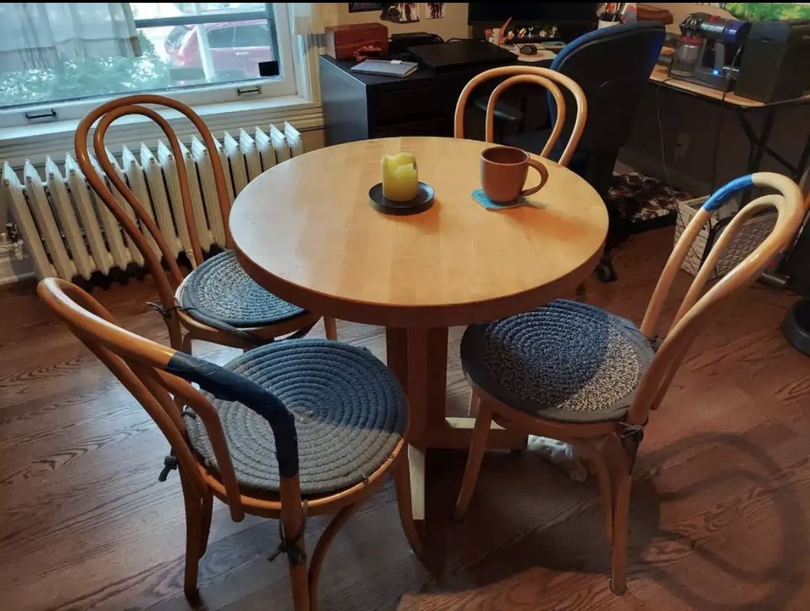 Breakfast table