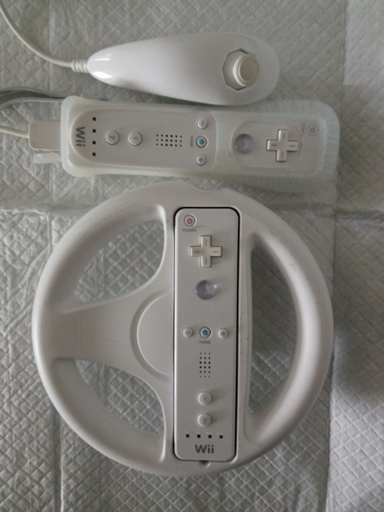 Wii/Wii U Controllers