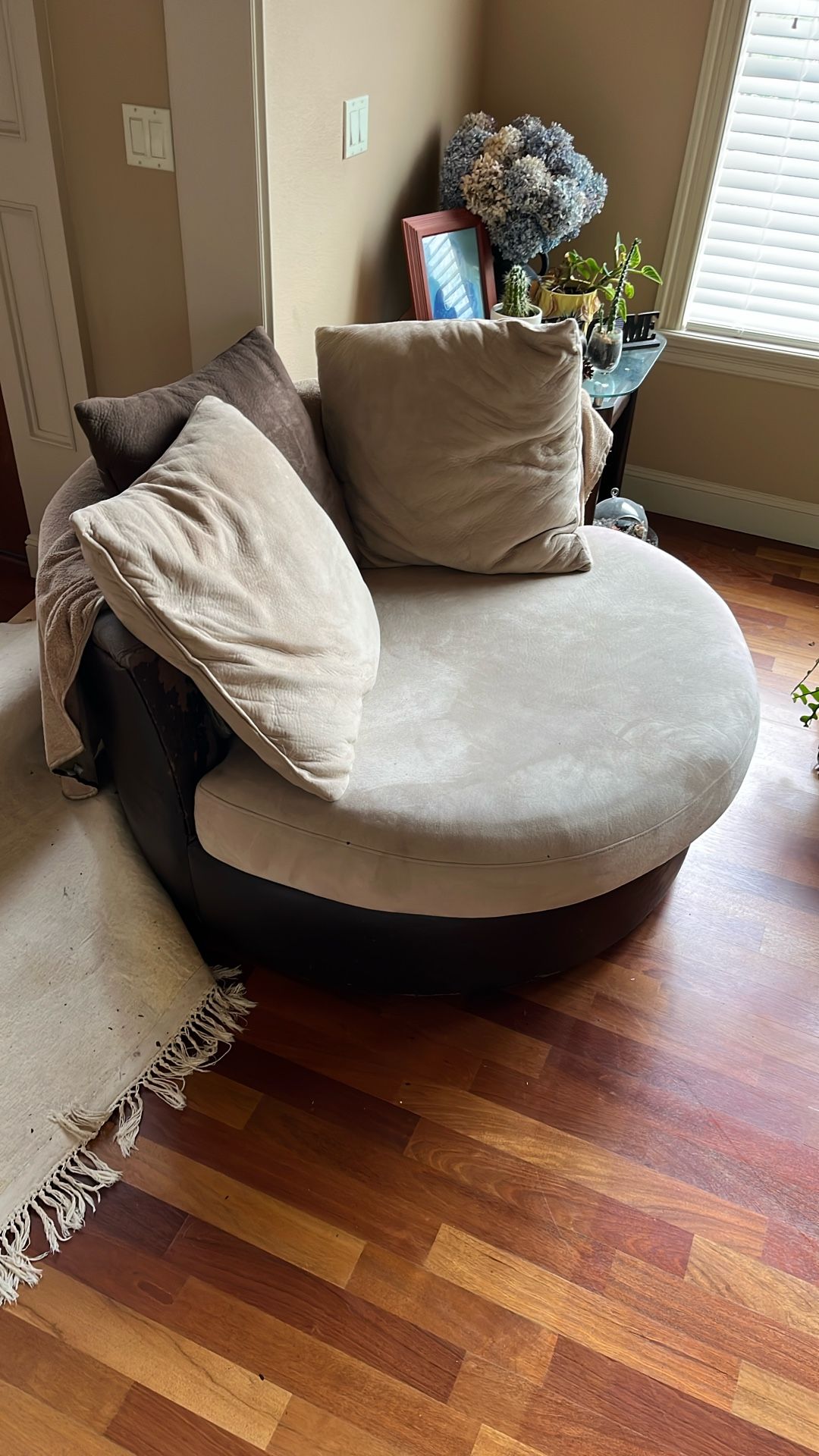 Dania Oversized Swivel Chair