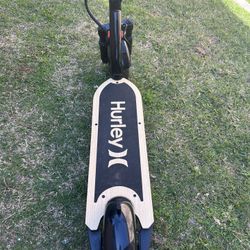 Semi Nueva Muy Bonita Grande .Hurley  Scooter