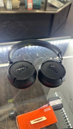 JBL Wireless Headphones