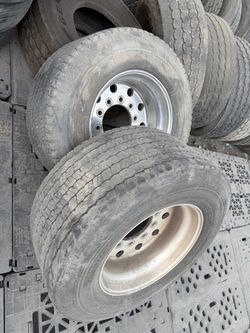 2 445/50R22.5(SuperSingle Tires)