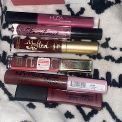 Different types of Brand Lipsticks
