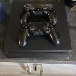 PS4 Slim And More