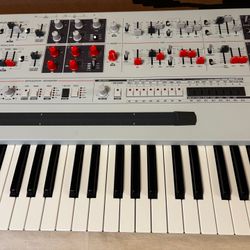 UDO Super Gemini Keyboard Synthesizer