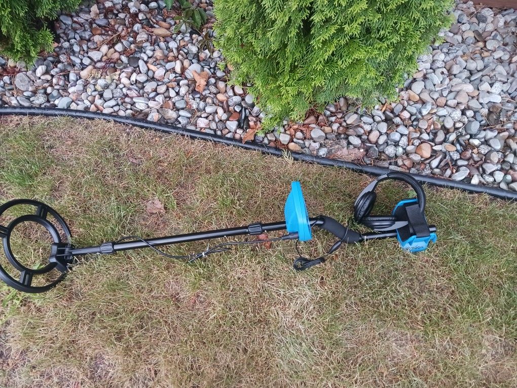 Gordon Metal Detector