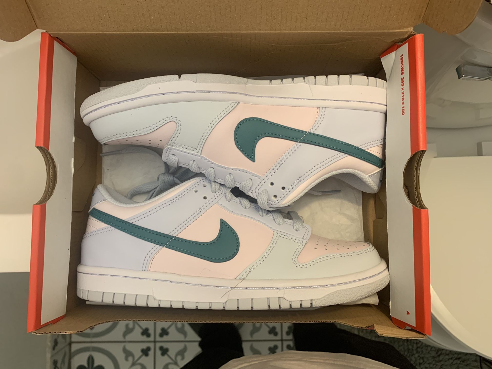 Ds Nike Air Dunk Low Teal Zeal Size 5y