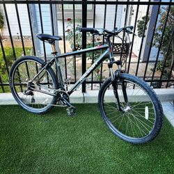 RALEIGH TALUS 2 MOUNTAIN BIKE 27.5” Wheels 