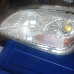 Peterbilt 579 Right Side Headlight