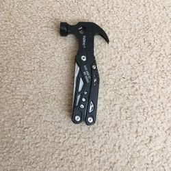 Multi tool kit with hammer pliers