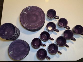 Glassware (Z Gallery)