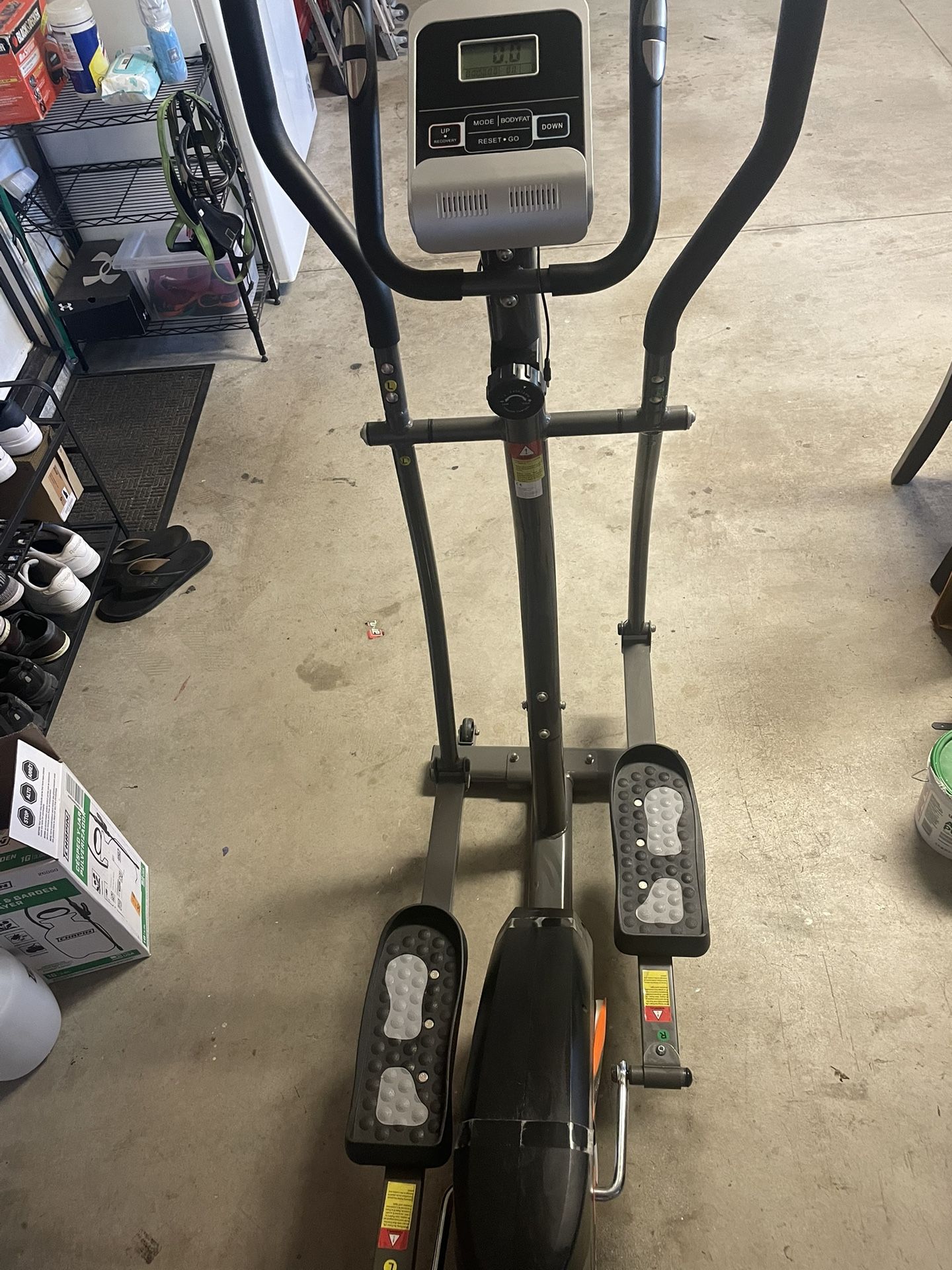 Ancheer elliptical cal Machine