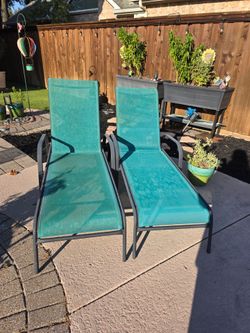 Patio Chaise Lounge chairs