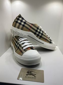 Size 10 plaid shoes