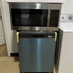 Ge Dishwasher And Microwave Combo New