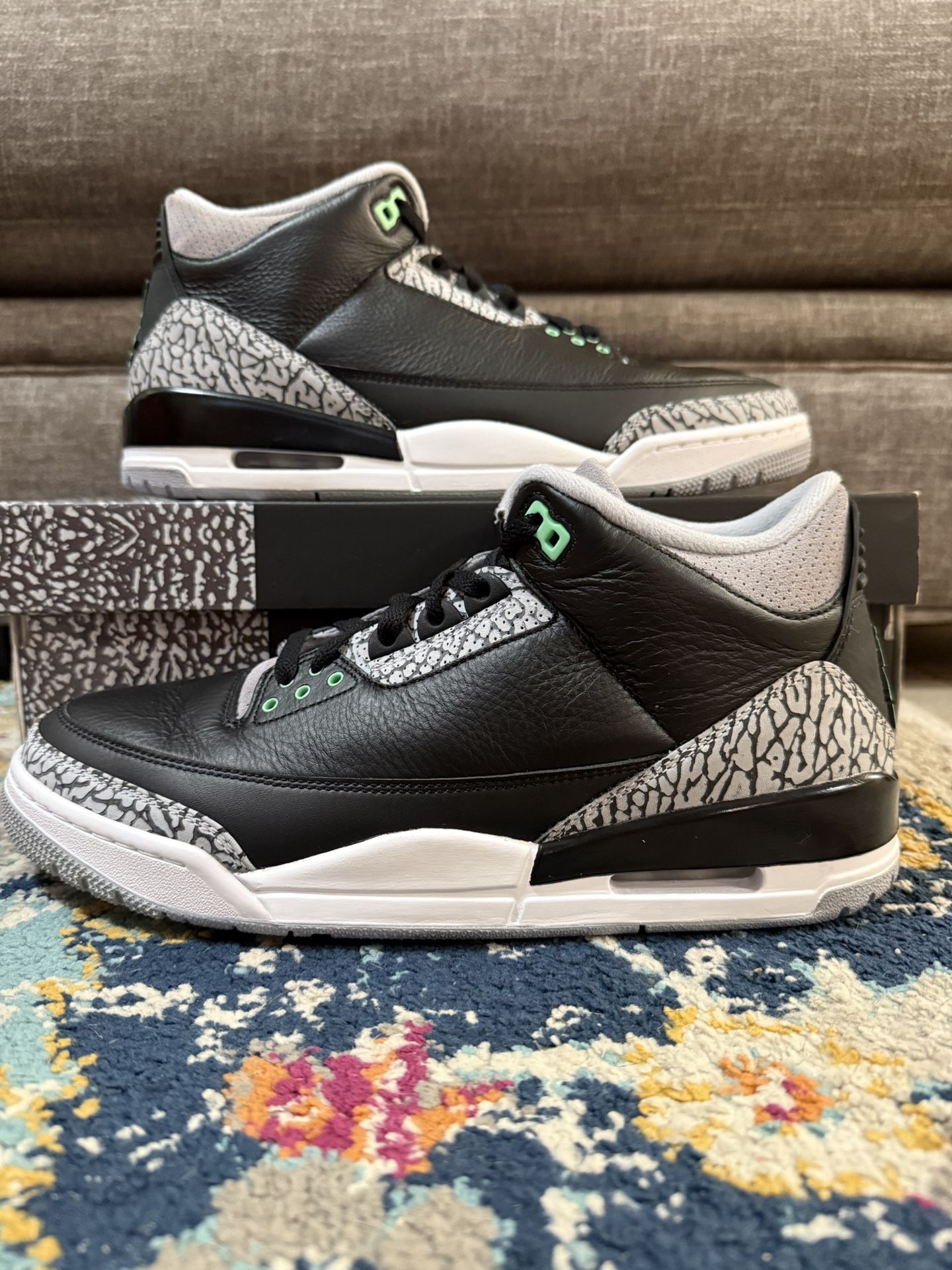 Nike Air Jordan 3 Retro “Green Glow”