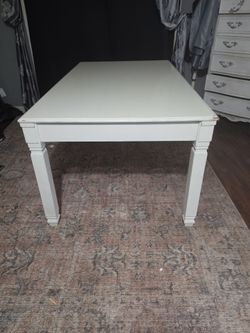 Beautiful farmhouse dinning room table with 6 drawers
