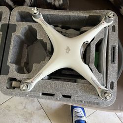 Phantom 4 DJI