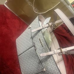 Michael Kors Jet Set Travel Purse