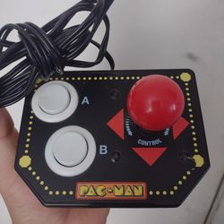 Pac -man Plug & Play