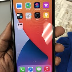 Cellphone, Electronics Apple iPhone 11 64 GB Unlocked no Charger