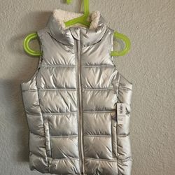 New Old Navy Frost Free Vest Kids' Size XS (5)