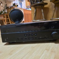 Yamaha Receiver 