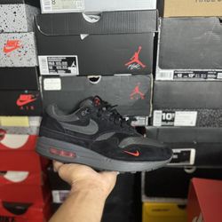 Nike Air Max 1 Bred size 9 VNDS