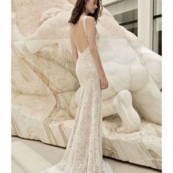 Flora Bridal Petra Wedding Dress White Ivory Size 6