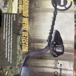 OMMO METAL DETECTOR