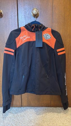 Brand New Harley Davidson Jacket with hood Size Medium