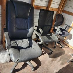 $30 Each Scratch N Dent Rolling Desk Chair Office Computer Task Chairs