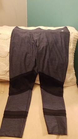 New Vs yogas Lrg if up its availble pet smk free