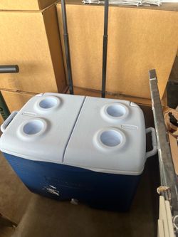 Rubbermaid cooler