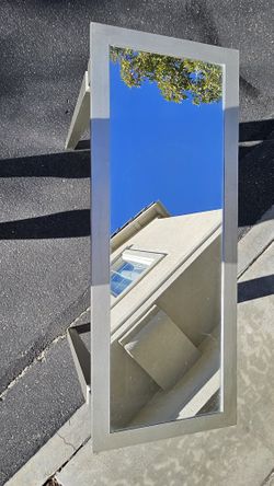 Glass Mirror Table