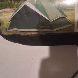 2 person 7ft x 7ft popup tent portable Camping shelter beach shade wind blocker