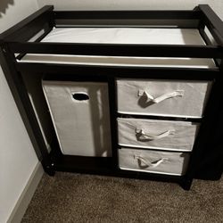 Changing Table + Storage 