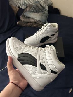 Calto Height Boosting Shoes