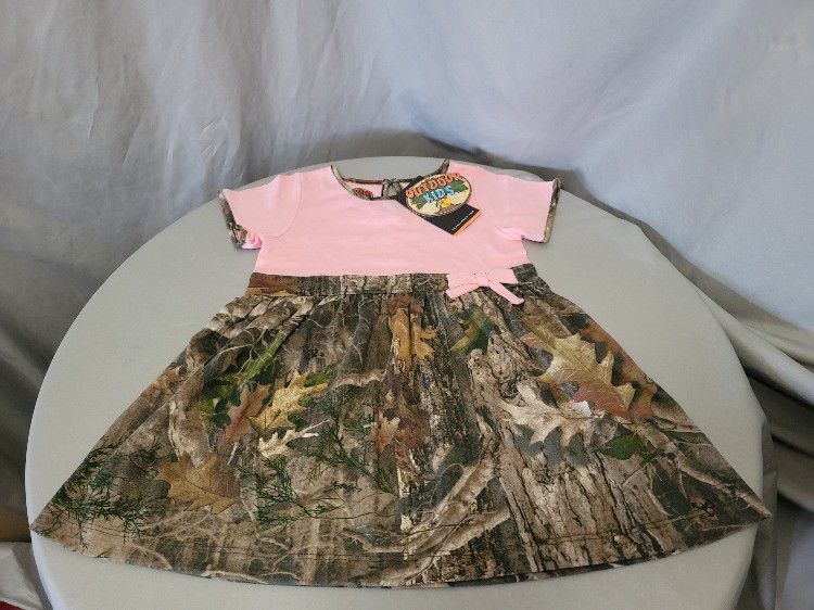 New with Tags - Bass Pro Shops Bow Front Short Sleeve Dress For Toddler  Size 2T / 2A  Made In India - Very Cute Dress!  