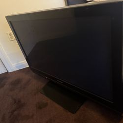 TV 42 Inch Panasonic 